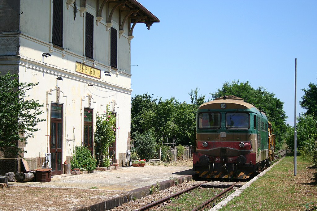 Risultati immagini per Ferrovia civitavecchia orte